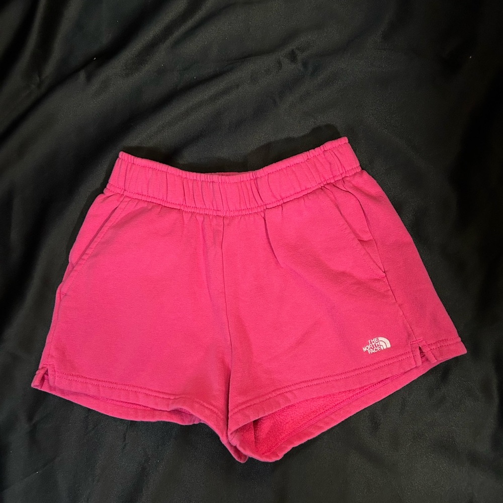 The North Face Women’s Logo Shorts Fuschia Size Extra Small